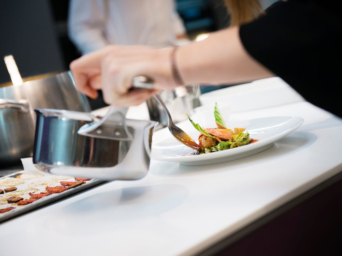 アラン・デュカス 料理教室 フランス料理またはお菓子教室＜2