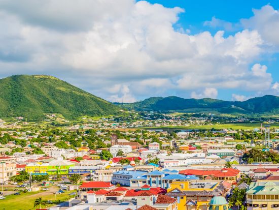セントキッツ島 半日観光ツアー 世界遺産・ブリムストーンヒル要塞 ＋ブラックロック＋お土産ショッピング＜午前 or 午後／セントキッツ発＞