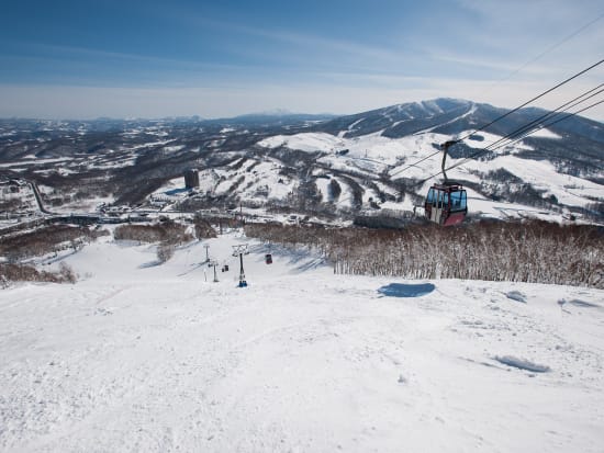 【スキーバス】札幌市内ホテル⇔ ルスツリゾート・ニセコリゾートホテル・スキー場送迎バス＜2024年12月2日～2025年3月31日＞by北海道リゾートライナー