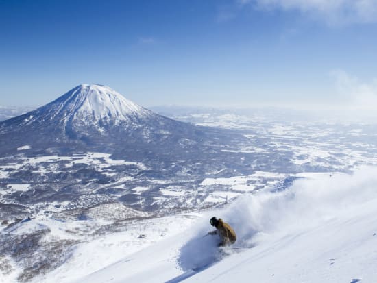 【スキーバス】札幌市内ホテル⇔ ルスツリゾート・ニセコリゾートホテル・スキー場送迎バス＜2024年12月2日～2025年3月31日＞by北海道リゾートライナー