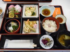 V 七福神弁当