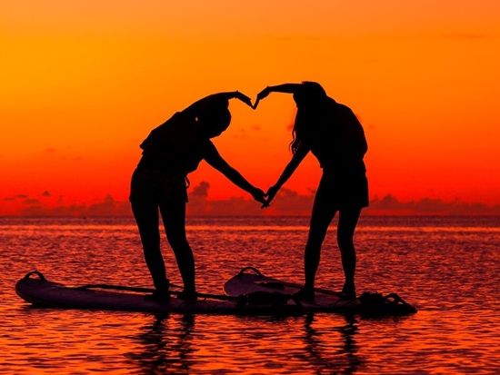 サンセットSUPクルージング　認定ガイドによる安全安心ツアー＜市街地送迎可／写真無料／石垣島＞