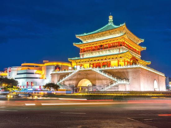 【貸切り】上海発・西安～成都 2泊3日周遊ツアー！兵馬俑＋秦始皇帝陵＋武候祠＋パンダ研究センター＜日本語ガイド／航空券付／上海虹橋空港発着＞