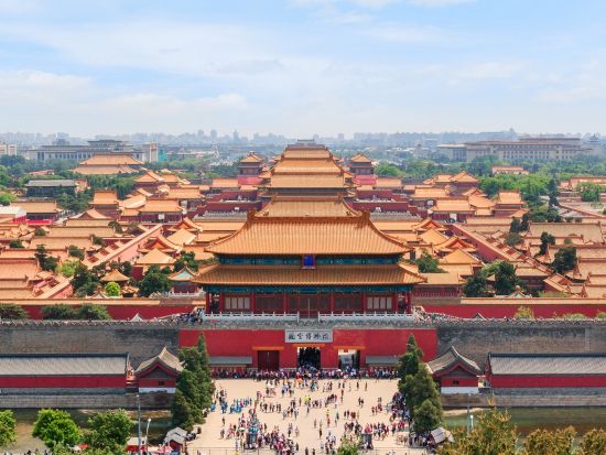 北京・世界遺産*故宮博物院＋天安門広場＋景山公園＋万里の長城（居庸関）＜1日／昼食付／専用車＋日本語ガイド／入場料込み／北京市内発着＞
