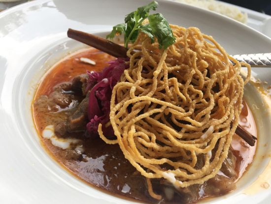 ちょっと大人なアユタヤ観光ツアー 6大遺跡＋象乗り＋ライトアップ 川沿いブティックレストラン「サラアユタヤ」で遺跡鑑賞ディナー＜午後／日本語／往復送迎＞