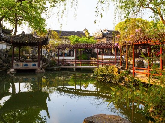 世界遺産の名園＆運河の街！美しき水の都 蘇州1日観光ツアー＜日本語ガイド／昼食付／上海発＞by H.I.S.