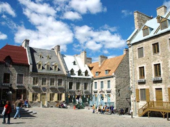 世界遺産ケベック・シティ　1日観光ツアー ＜昼食付き／日本語ガイド／モントリオール発＞