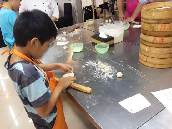 上海 料理教室ツアー！焼き小籠包・小籠包・エッグタルト・ちまきなどから選べるプラン＜日本語ガイド／試食付／上海発＞