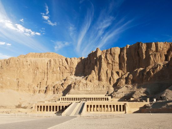 【カイロ空港発着 エジプト周遊5泊6日】3大観光地 ギザ＋ルクソール＋アブシンベルを巡る＜日本語＞