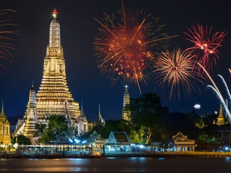 Bangkok Grand Palace New Year Fireworks
