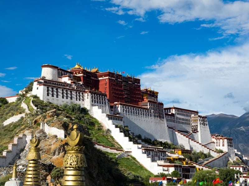 Tibet_Lasa_potara_shutterstock_322474859