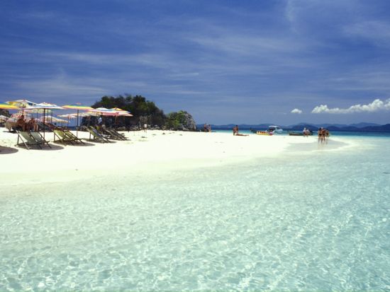 【貸切】プライベートチャーター船で行く！カイ島3島巡り　＜半日／日本語ガイド付＞