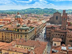 The elegant arcades of Bologna