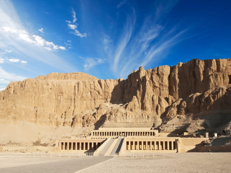Egypt_Luxor_Hatshepsut_Temple_shutterstock_162230423