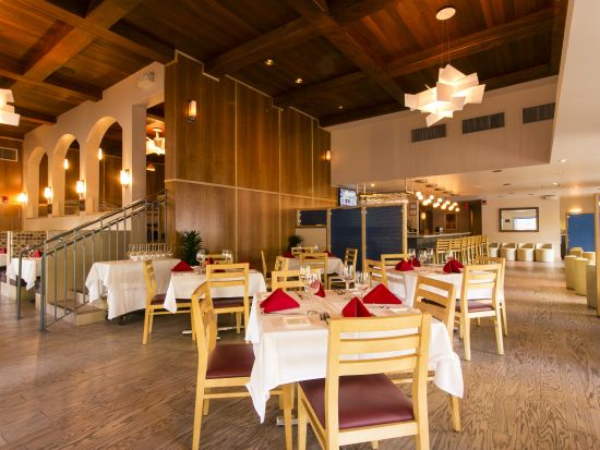 フレスコイタリアンレストラン　食事券＆事前予約　朝食の王道メニューを盛り込んだアメリカンなモーニングセット！＜朝食／ヒルトン・ハワイアン・ビレッジ内＞