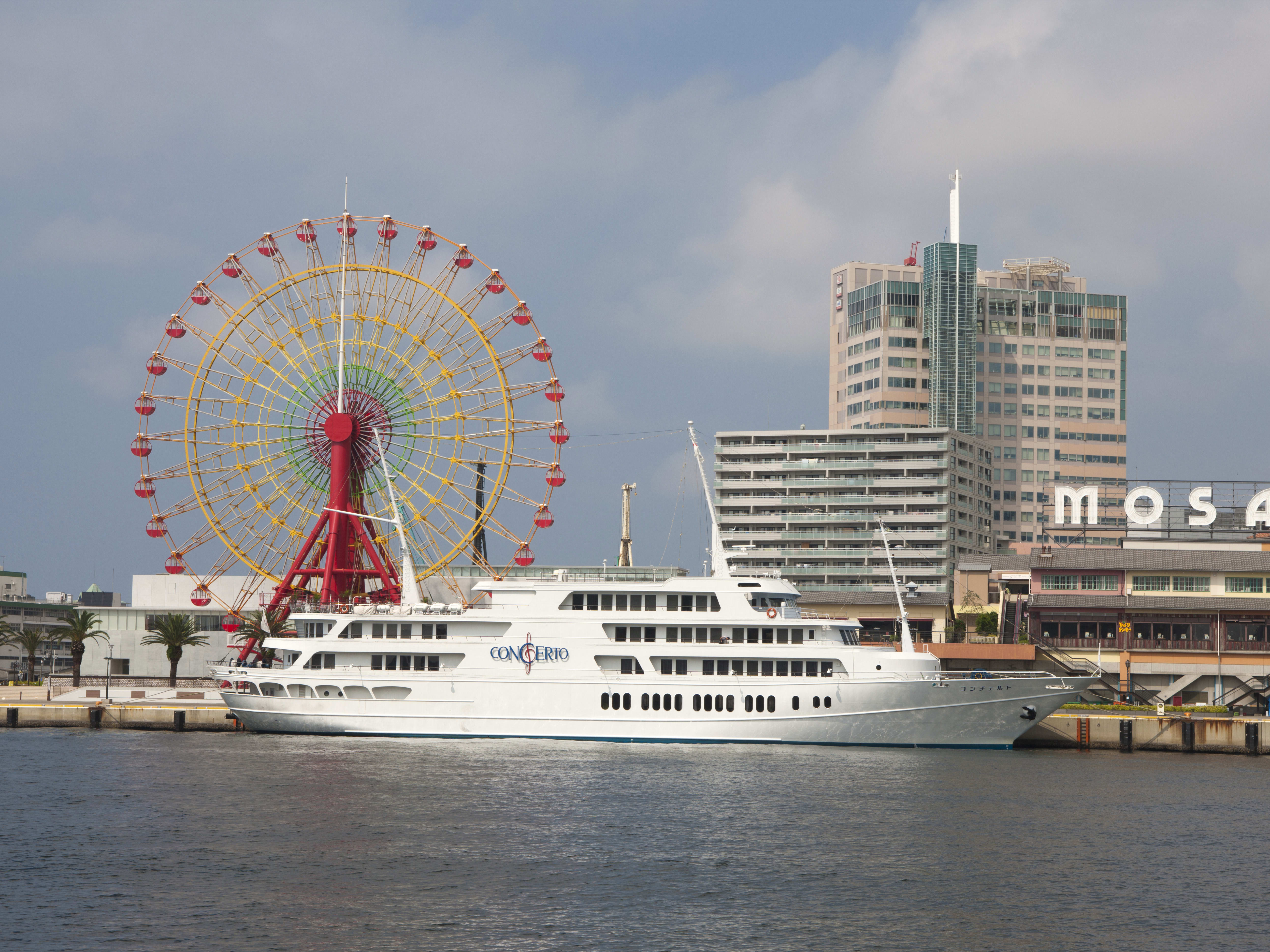 神戸 ティークルーズ コンチェルト 神戸の町並みを見ながら大阪湾を