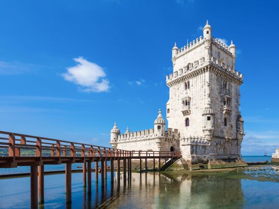 世界遺産シントラ＆首都リスボン＆カスカイス　1日観光ツアー ＜貸切／英語ドライバーガイド／リスボン発＞