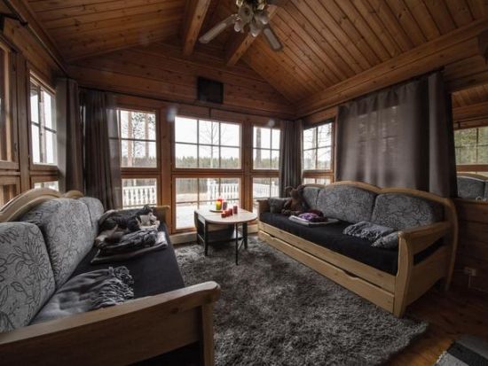 フィンランド式薪サウナ＋3コースランチ＋コロウオマハイキングツアー＜軽食＆昼食付／冬季／英語／送迎あり／ロヴァニエミ発＞