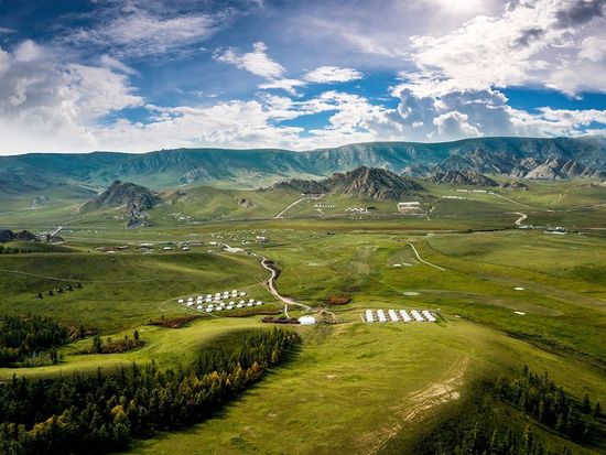 ヨロト山からテレルジスターキ_ャンプ