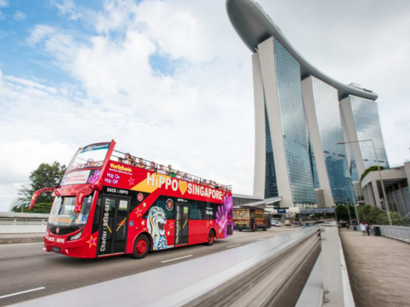 乗り降り自由バス シンガポール市内観光 オープントップバス 日本語オーディオガイド付 シンガポールの観光 オプショナルツアー専門 Veltra ベルトラ