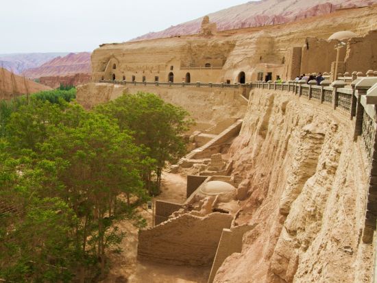 【貸切り】ウルムチ＋オアシス都市トルファン 中国のスイス「天山天池」にも訪れる2泊3日宿泊ツアー！＜日本語ガイド／往復航空券付／上海発＞