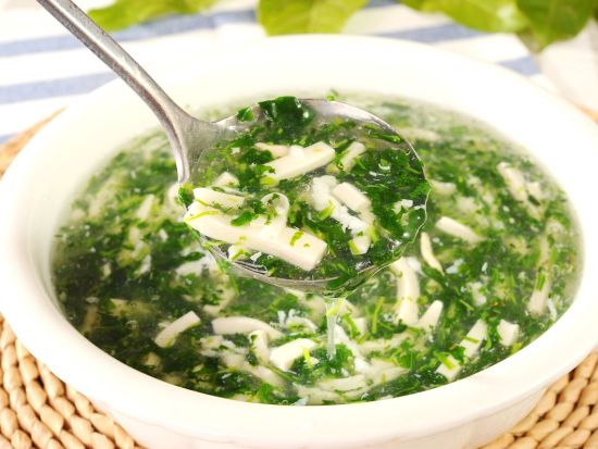 上海姥姥（シャンハイラオラオ）ディナー＆上海ナイトクルーズ＜日本語ガイド／ホテル送迎＞