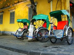 Vietnam_Hanoi_Cyclo_738551431