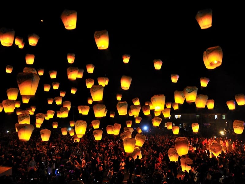 2019 Pingxi Sky Lantern Festival taiwan