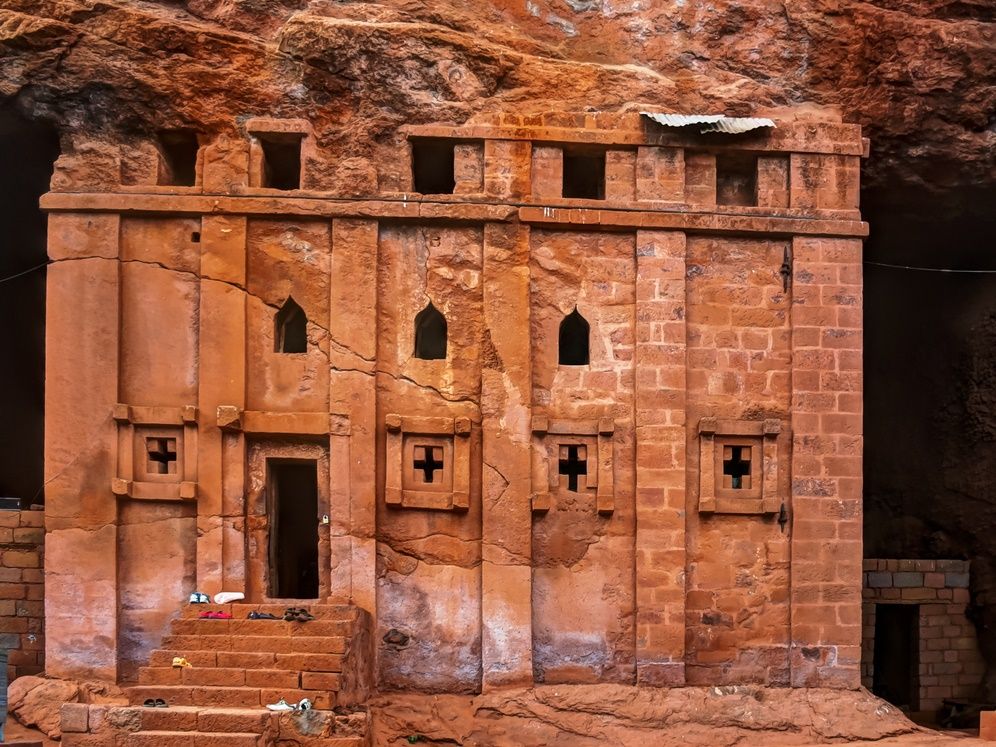 世界遺産ラリベラ岩窟教会群を巡る☆エチオピア観光鉄板1泊2日ツアー