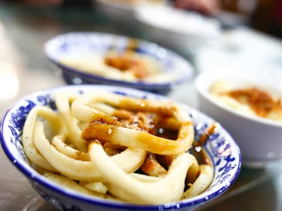 chengdu food tour noodles
