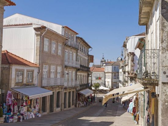 キリスト教聖地 サンティアゴ・デ・コンポステーラ　日帰り観光ツアー ＜英語ガイド／ポルト発＞by Cityrama