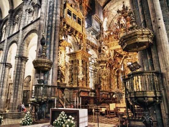 キリスト教聖地 サンティアゴ・デ・コンポステーラ　日帰り観光ツアー ＜英語ガイド／ポルト発＞by Cityrama