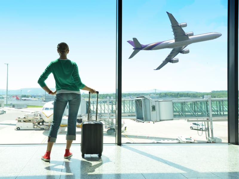 Woman, airport, airplane, luggage, travel