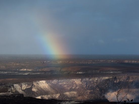 バン貸切ハワイ島観光チャーター 1日1組限定！公認ガイドによる島内観光＆世界遺産キラウエア火山日帰りツアー＜1-11名／日本語ガイド＞