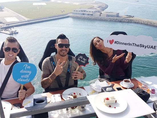 「Dinner in The Sky® - ディナー・イン・ザ・スカイ」ドバイの上空で営業中！＜ランチorディナー／ドバイ＞