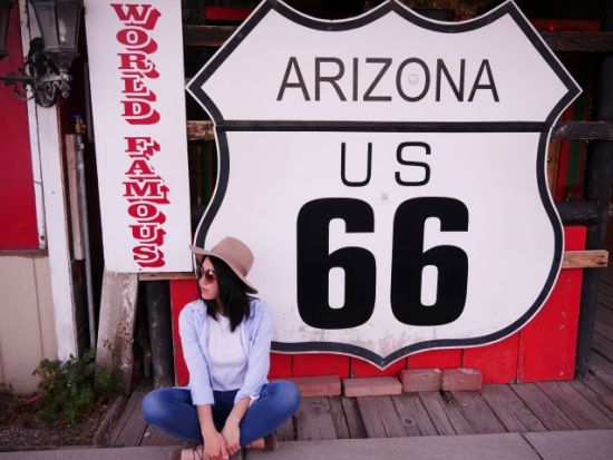 絶景ホテル「ビューホテル」宿泊 1泊2日ツアー　モニュメントバレー＆グランドキャニオン＆アンテロープキャニオン＆ルート66 ＜貸切／日本語ドライバーガイド＞