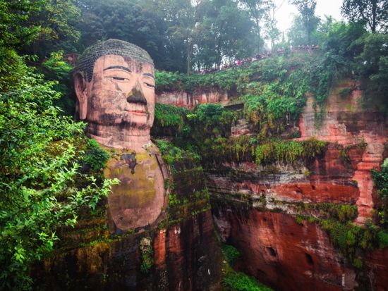 【貸切り】蒸気機関車”嘉陽小火車”で行く！世界遺産 楽山大仏 1泊2日宿泊ツアー＜日本語ガイド／成都発＞