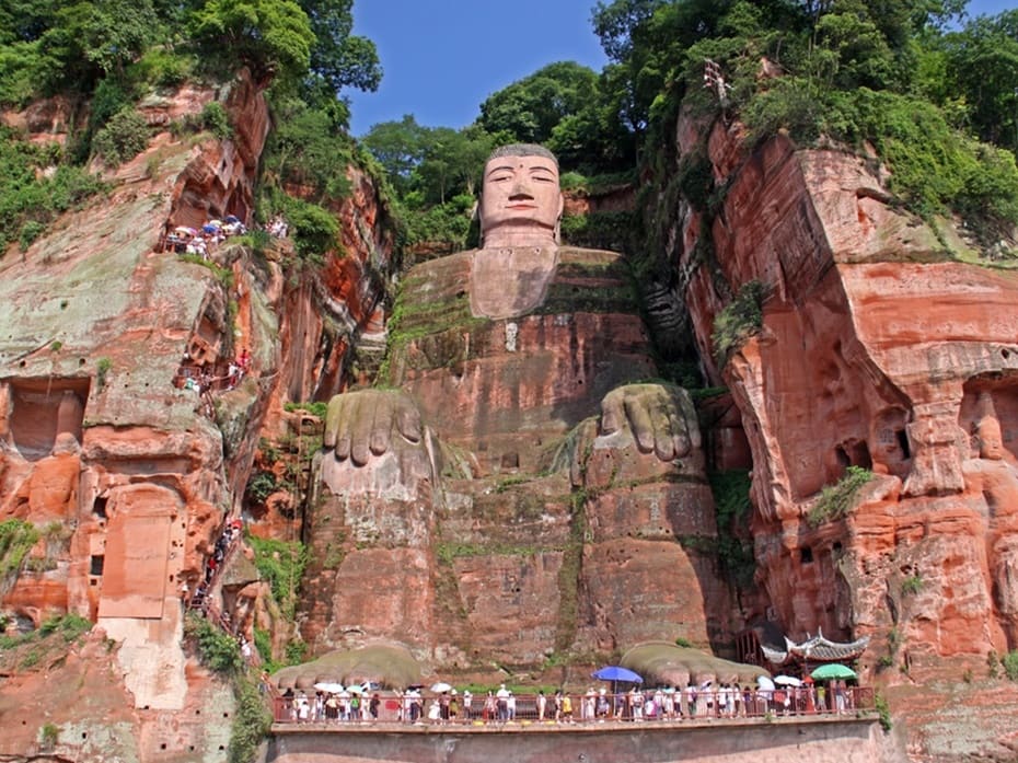 貸切り】成都満喫！世界遺産・楽山大仏＋パンダ研究センター＋武侯祠