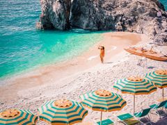CinqueTerre_MONTEROSSO_shutterstock_1203125731
