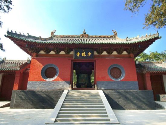 【上海発・2泊3日ツアー】古都開封＋少林寺＋洛陽 龍門石窟＜日本語ガイド／5つ星ホテル利用／食事付＞ *1名様より出発可