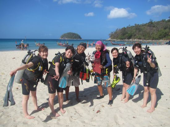 【乾季限定】カタビーチ シュノーケリング or ダイビングツアー＜日本語／ホテル送迎付＞ by 常夏屋