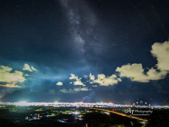 ホタルナイトツアー プロフォトグラファーが厳選したヤエヤマホタルの名所へ！当日17時まで予約OK＜3～5月／石垣島＞