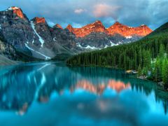 Canada_Moraine lake_113386852