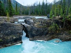 Canada_Natural_Bridge_1283008753