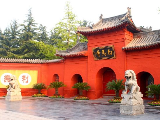 三国志の舞台1泊2日ツアー！洛陽＋世界遺産 龍門石窟＋関林堂＋白馬寺＋少林寺＜貸切／新幹線利用／食事付／日本語ガイド／西安発＞