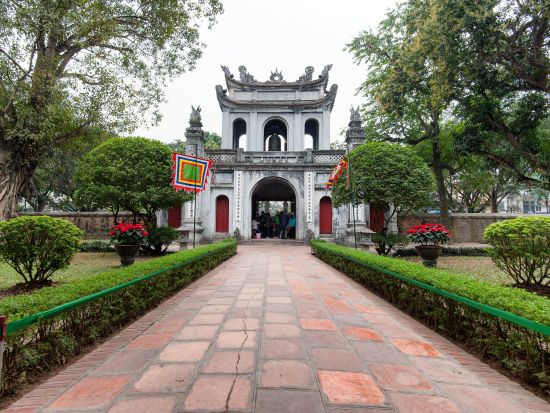 ハノイ2日間・3日間貸切チャーター　市内または郊外 ＜最大7名／日本語ガイド／ノイバイ国際空港送迎付き＞