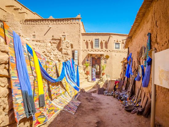 Morocco_Ouarzazate_Kasbah_Ait_Ben_Haddou_shutterstock_753594436