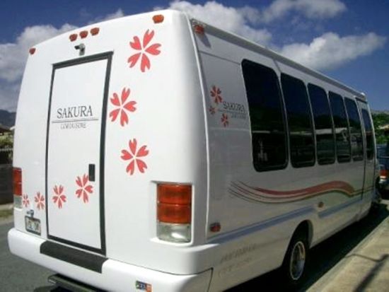 バン・ミニバス貸切チャーター　結婚式や社員旅行などグループに最適！最大24名まで乗車可能＜1～24名／2～10時間／英語ガイド＞