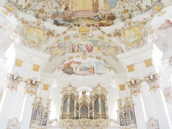 ドイツ ハイライト日帰りツアー　充実の5か所訪問　ノイシュヴァンシュタイン城＋リンダーホーフ城＋ヴィース教会＋聖コロマン教会など＜日本語／ミュンヘン発＞