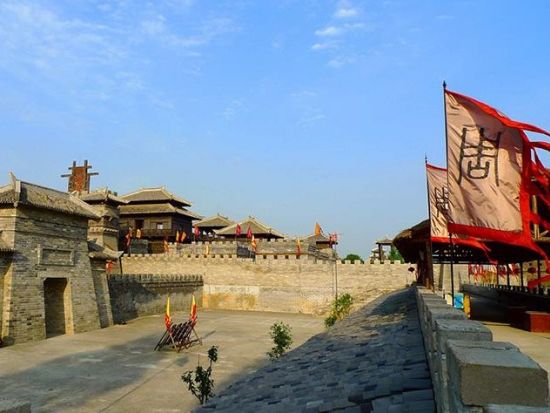 三国志ファン必見!! 赤壁の戦いの舞台となった「三国赤壁古戦場」を巡る日帰りツアー＜日本語ガイド／武漢発着＞